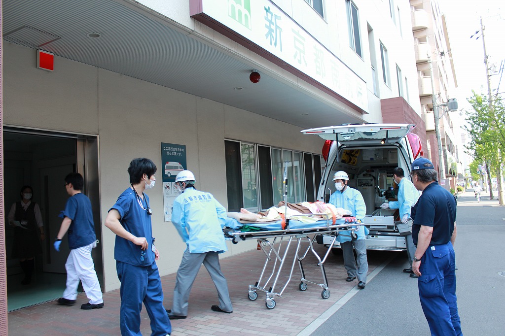 新京都南病院救急