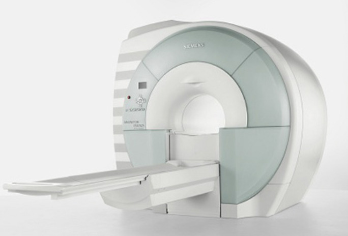 磁気共鳴画像装置（MRI）※1.5テスラ